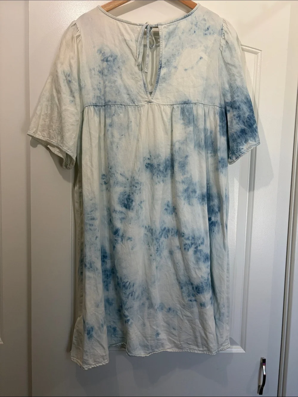 Old Navy Light Blue Tie-Dye Babydoll Dress - Picture 2 of 7